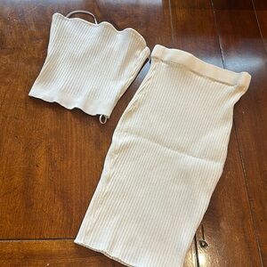 Superdown 2 Piece women/junior ivory tube top and skirt set XS